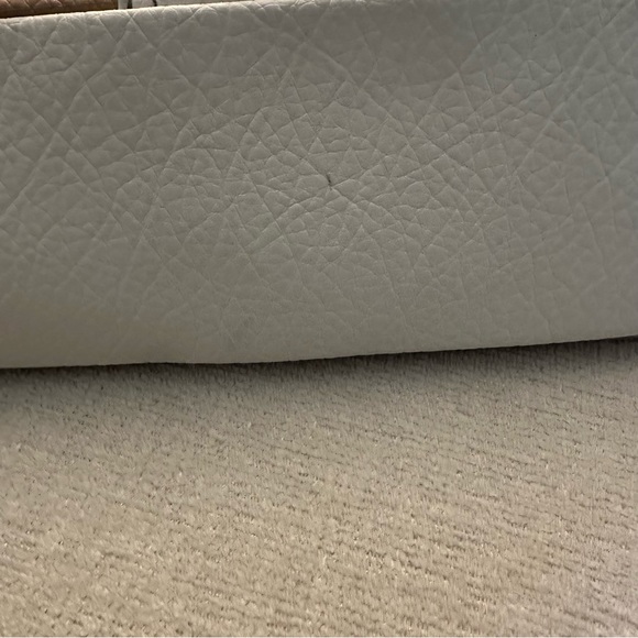 VINTAGE NINE WEST TAN/IVORY BAG - Picture 13 of 13